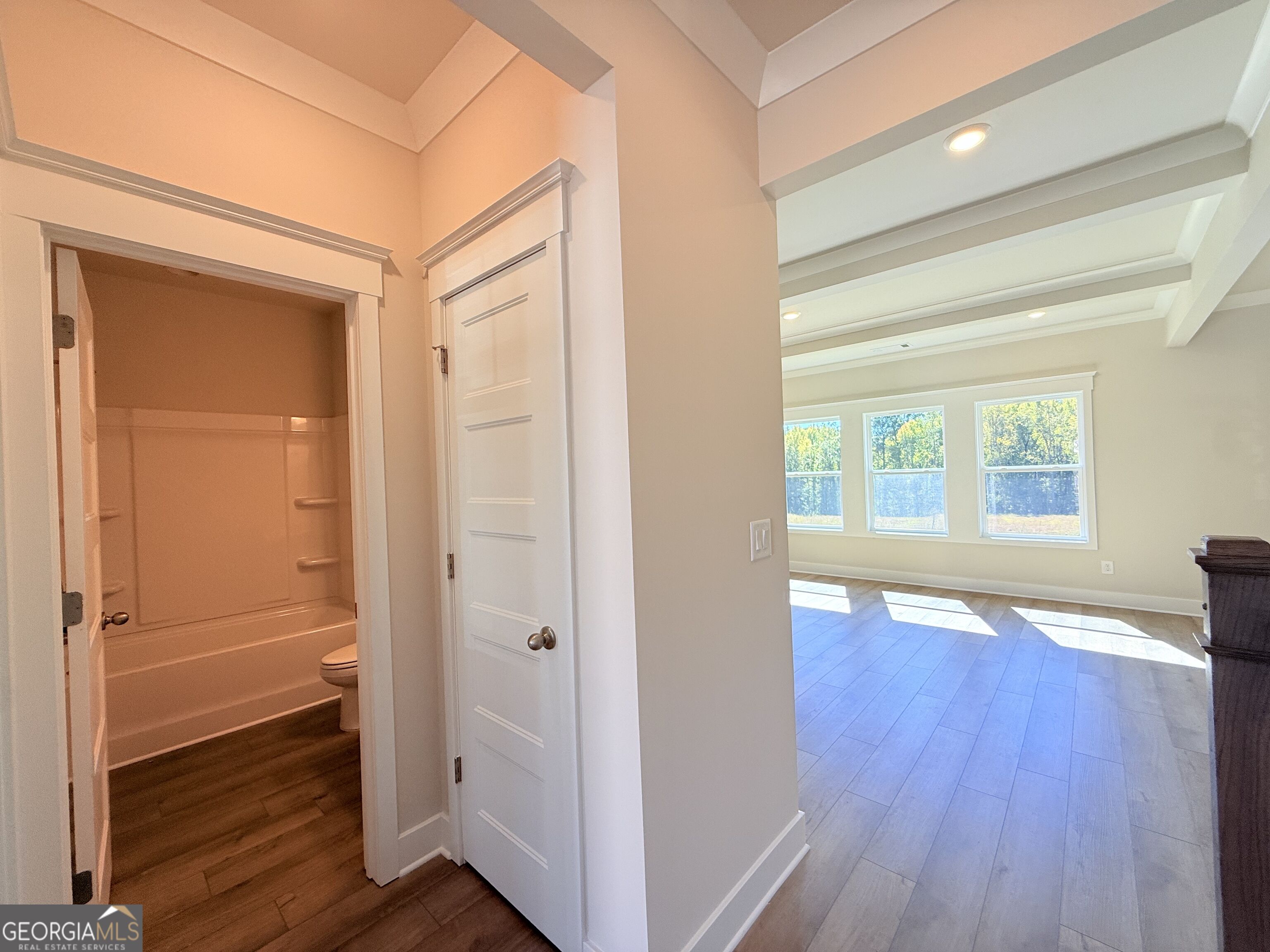 5287 Baymont Drive Property Photo 6