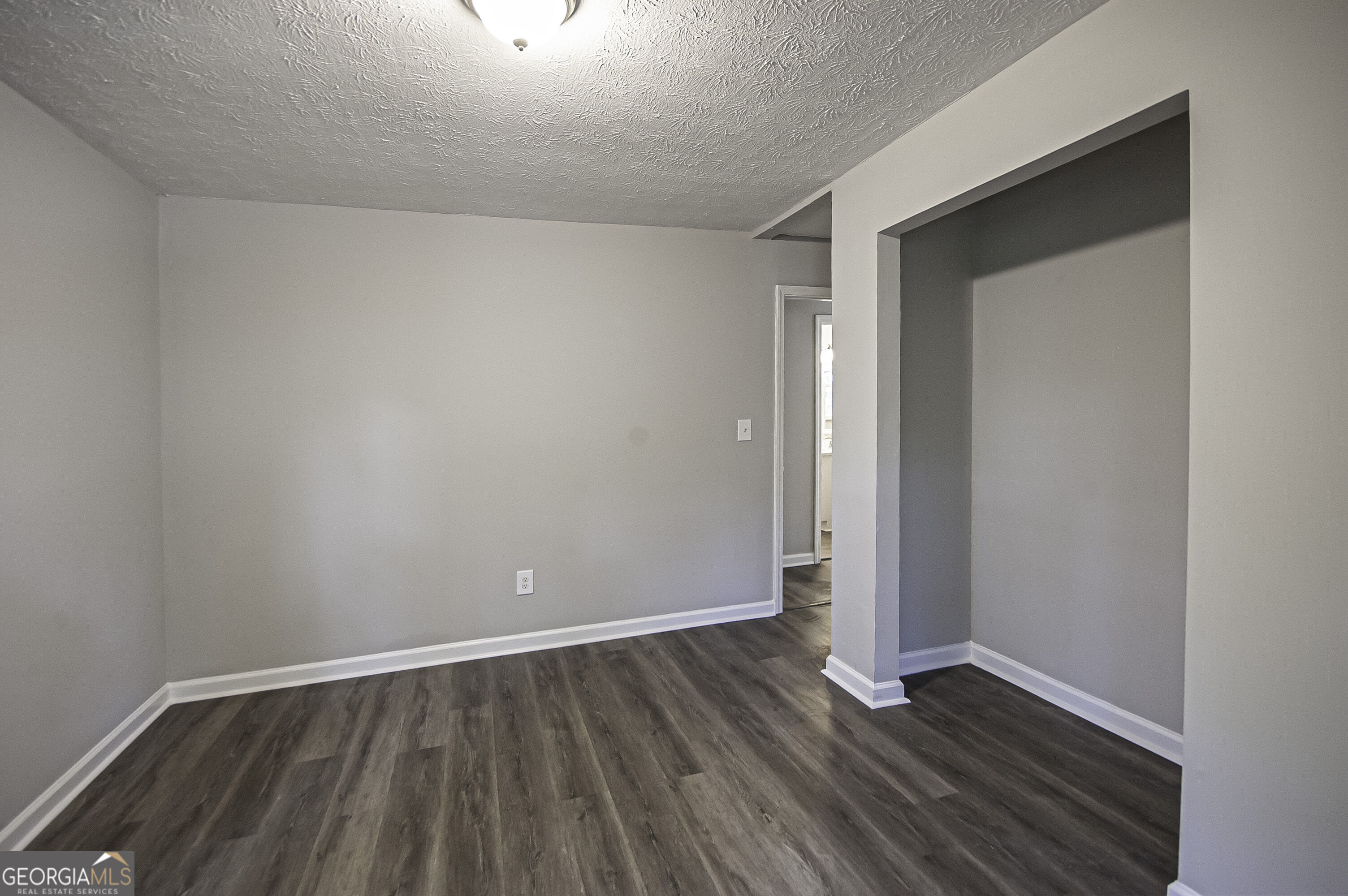 8454 Hightower Trail Property Photo 10