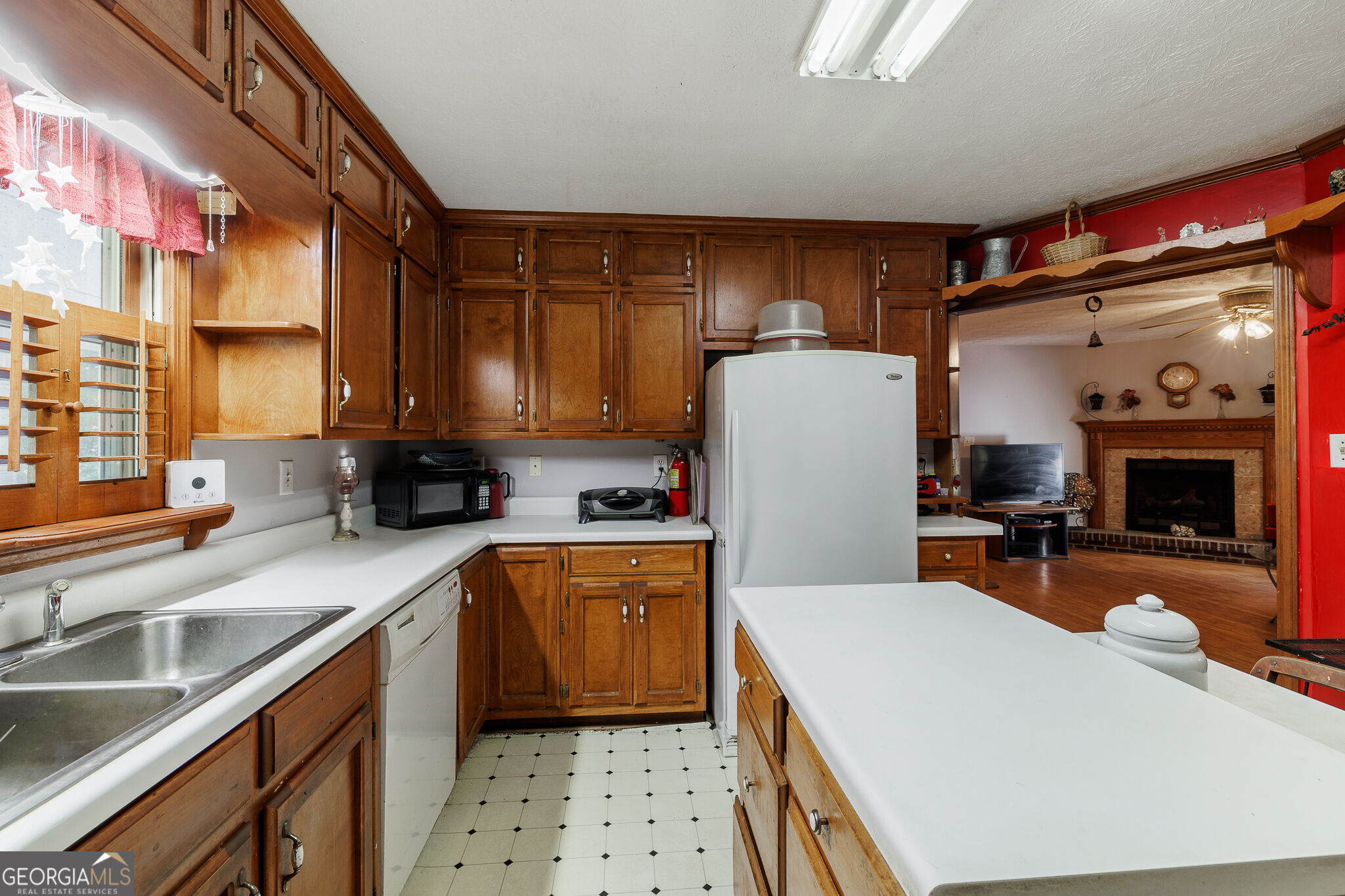 606 Berkeley Road Property Photo 8