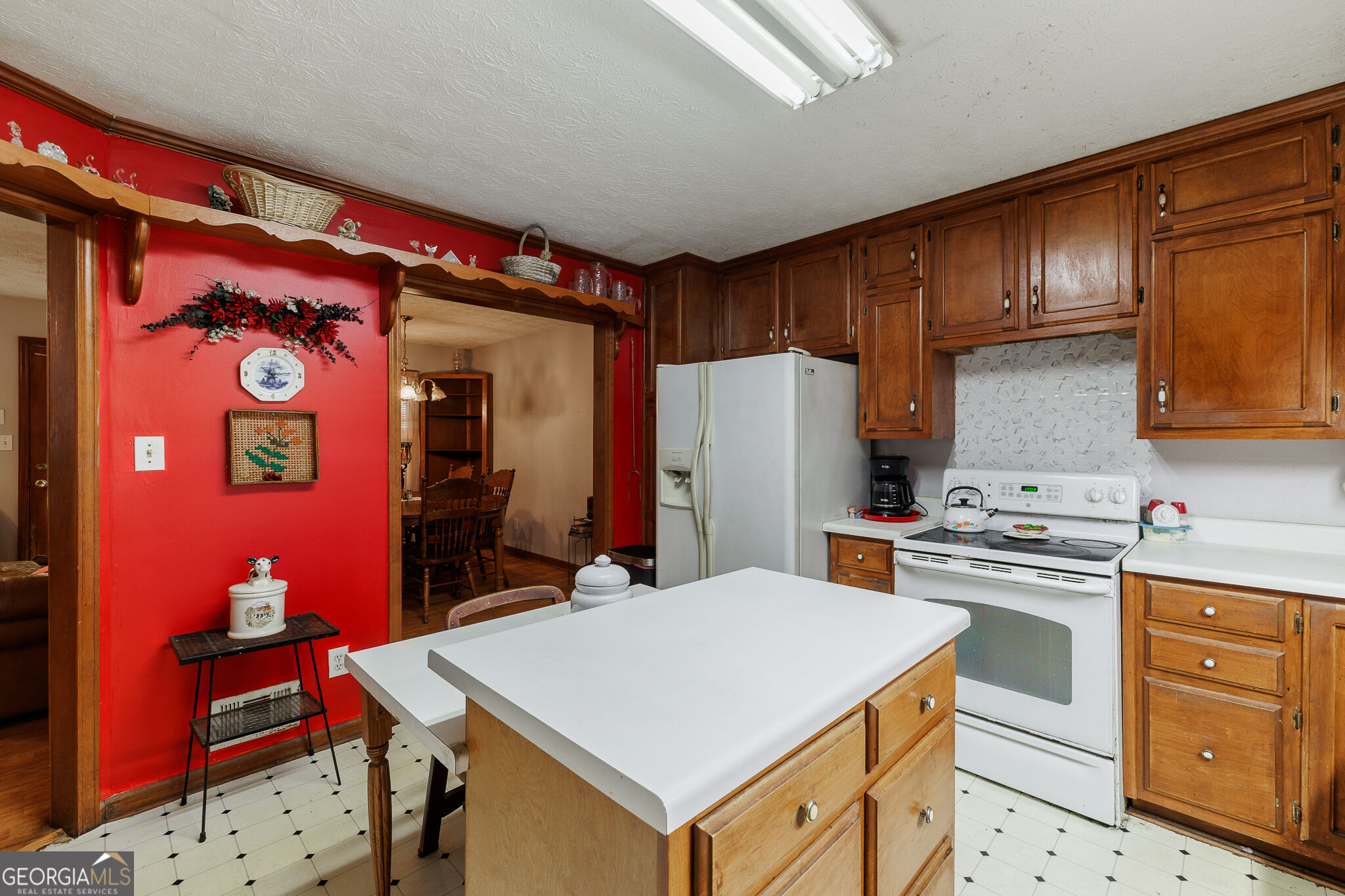 606 Berkeley Road Property Photo 9