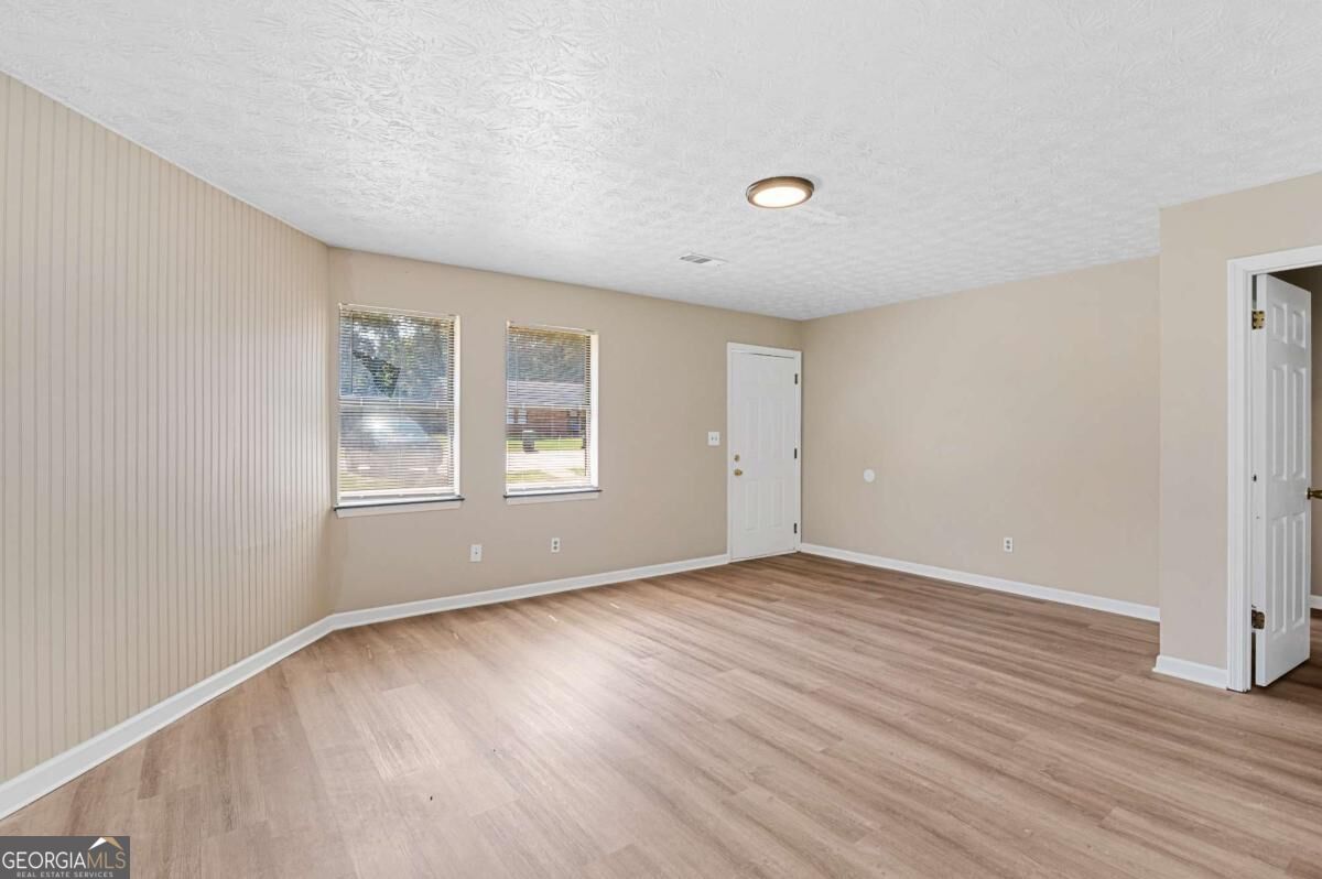 217 Tanglewood Drive # A Property Photo 5