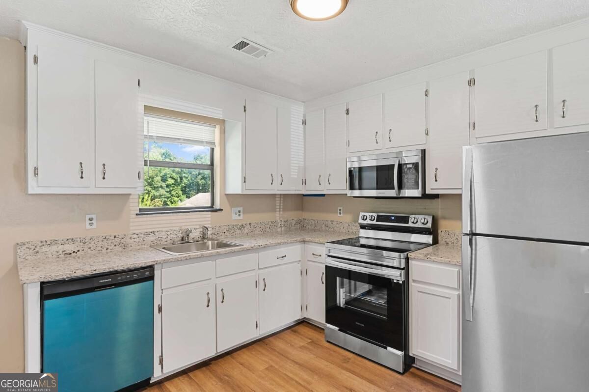 217 Tanglewood Drive # A Property Photo 8