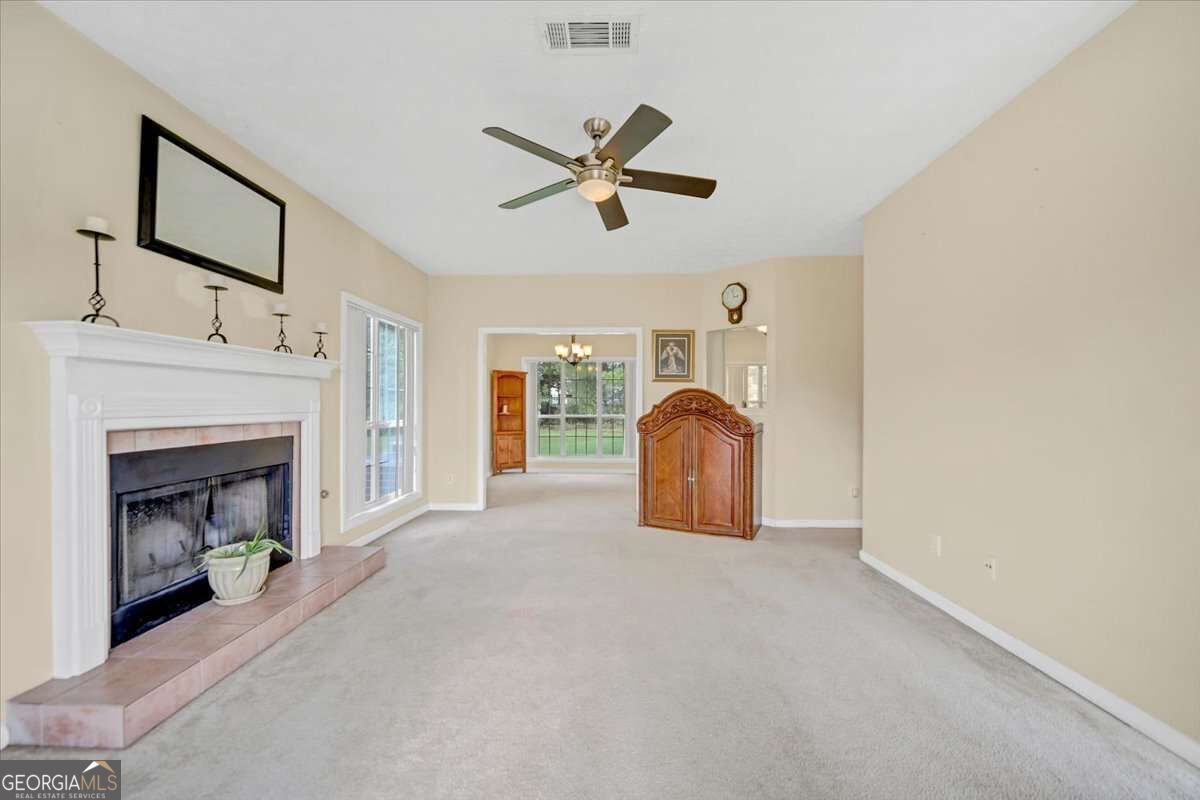 141 Derby Drive Property Photo 9