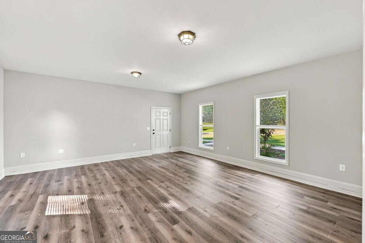 122 Jones Court Property Photo 13