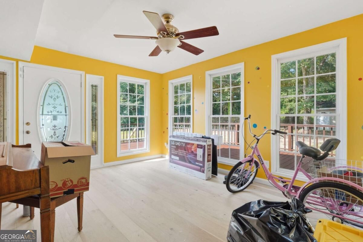 6828 Rockland Road Property Photo 29