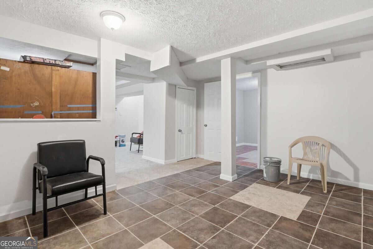 6828 Rockland Road Property Photo 33