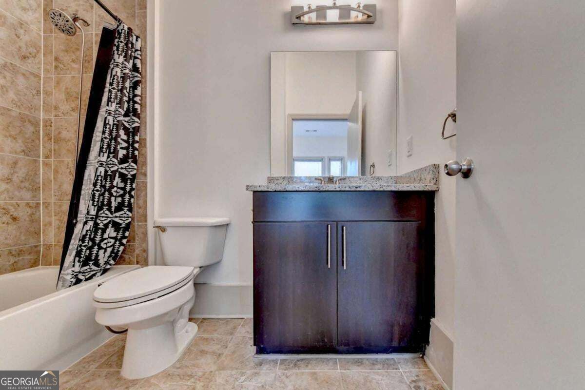 745 Ne Fountainhead Lane Ne # 130 Property Photo 23