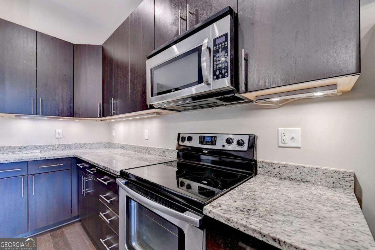 745 Ne Fountainhead Lane Ne # 130 Property Photo 32
