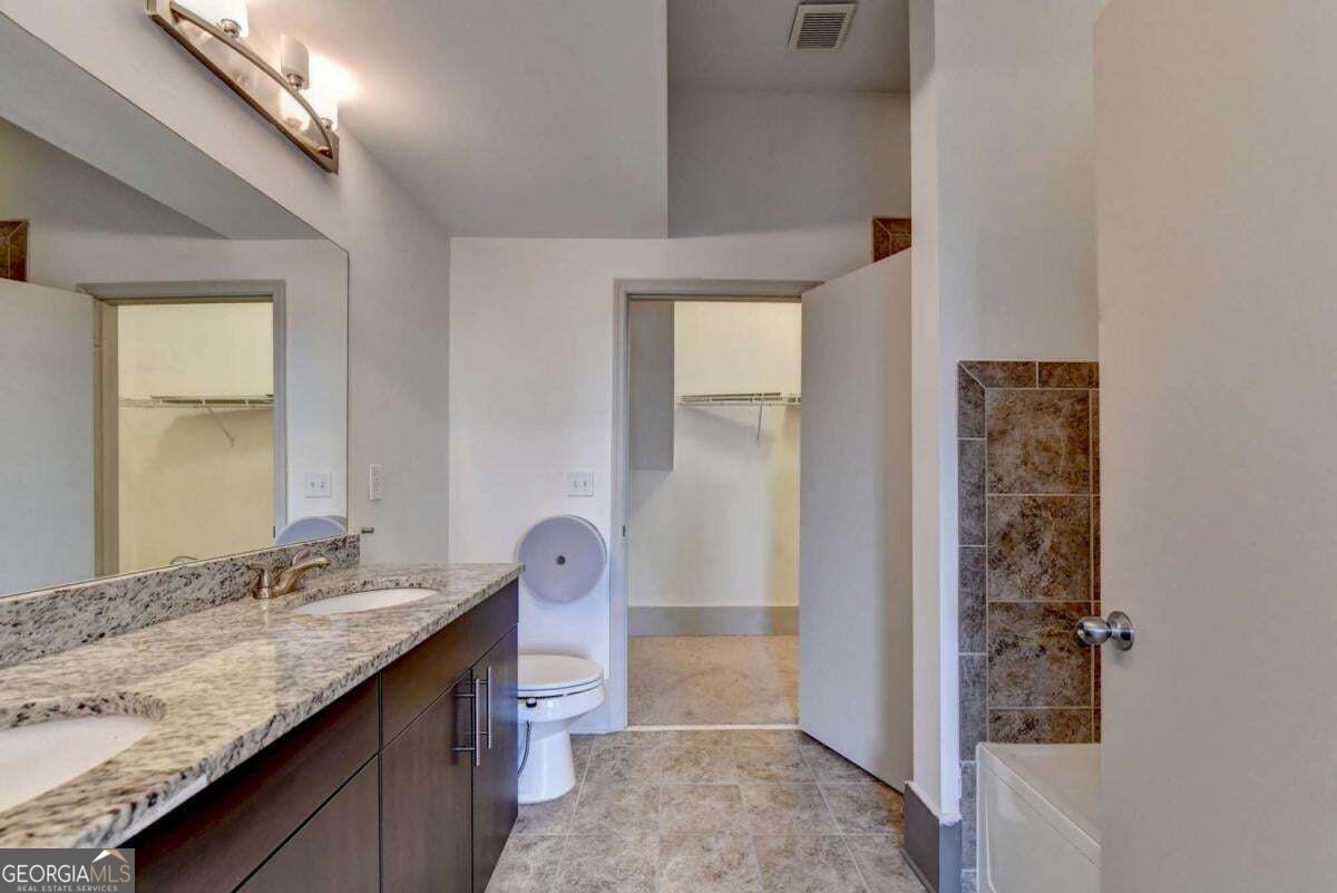 745 Ne Fountainhead Lane Ne # 130 Property Photo 69