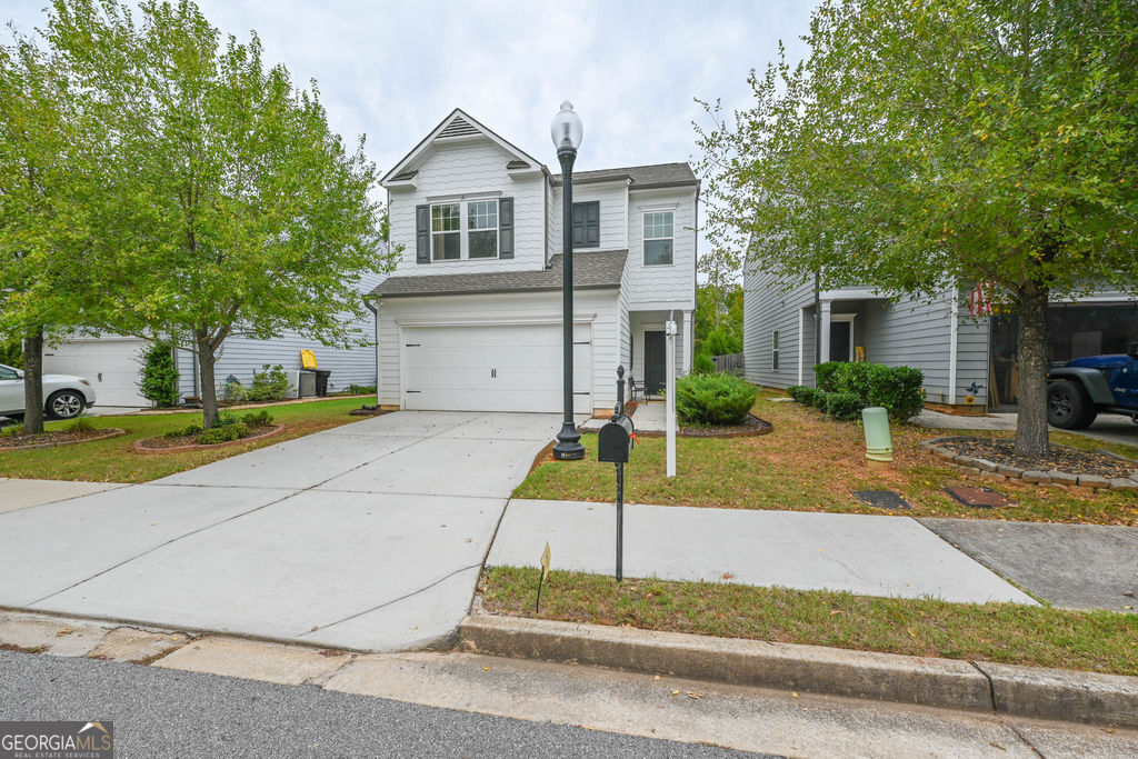 102 Newnan Lakes Drive Property Photo 1