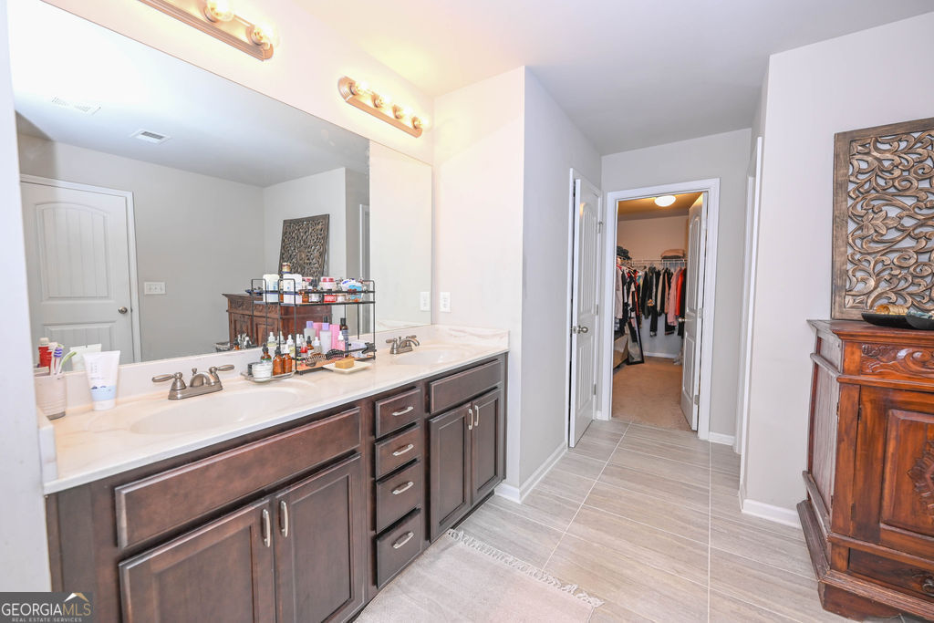 102 Newnan Lakes Drive Property Photo 21