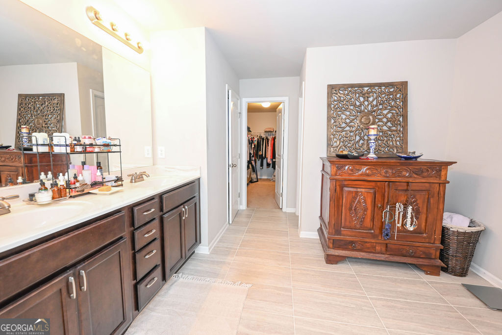 102 Newnan Lakes Drive Property Photo 22