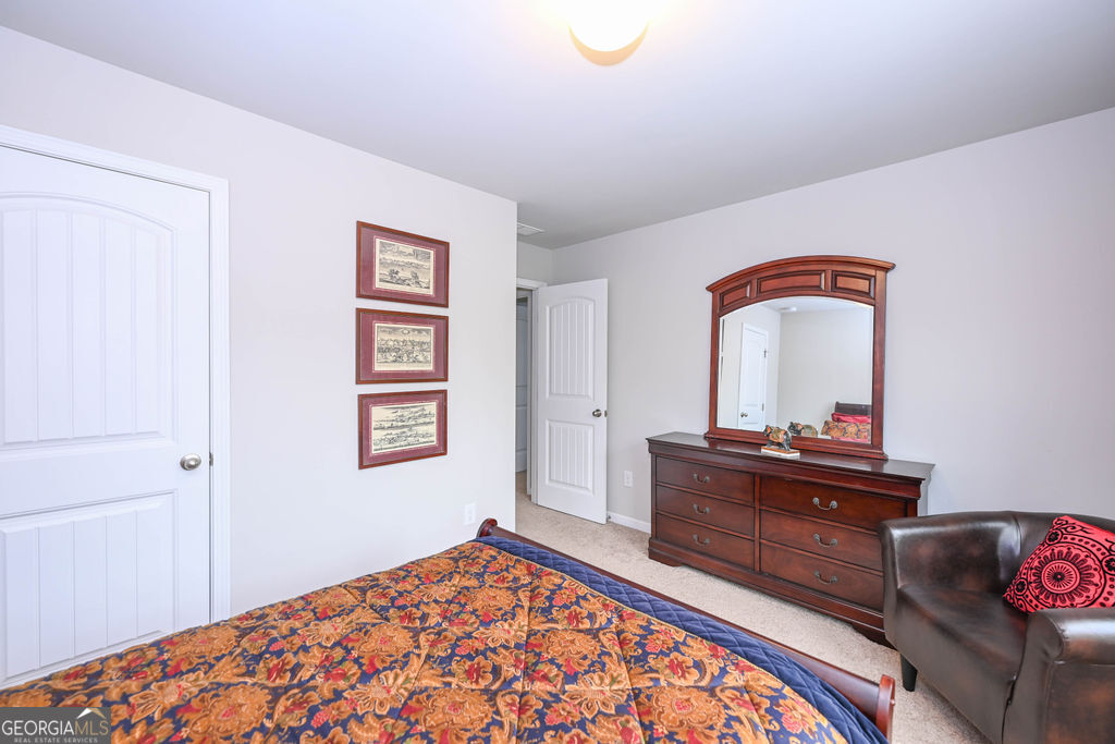 102 Newnan Lakes Drive Property Photo 24
