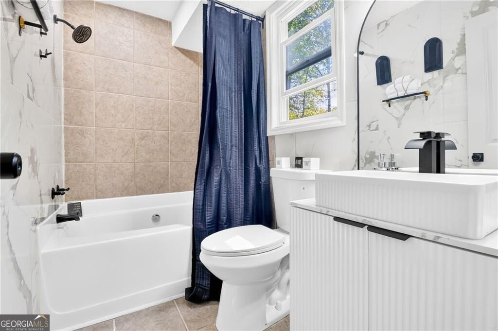5905 Wellborn Trail Property Photo 33
