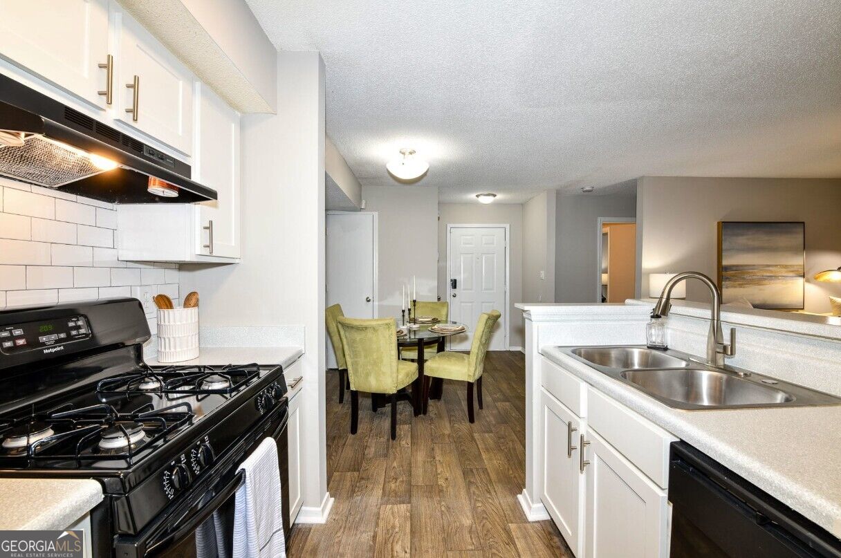 670 Thornton Road # 505 Property Photo 1