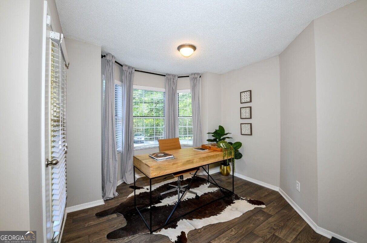 670 Thornton Road # 505 Property Photo 7