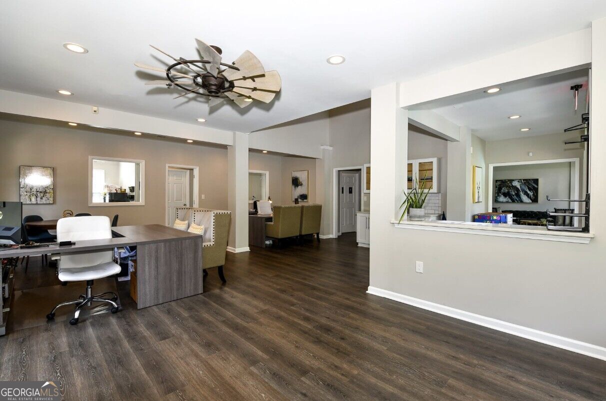 670 Thornton Road # 505 Property Photo 17