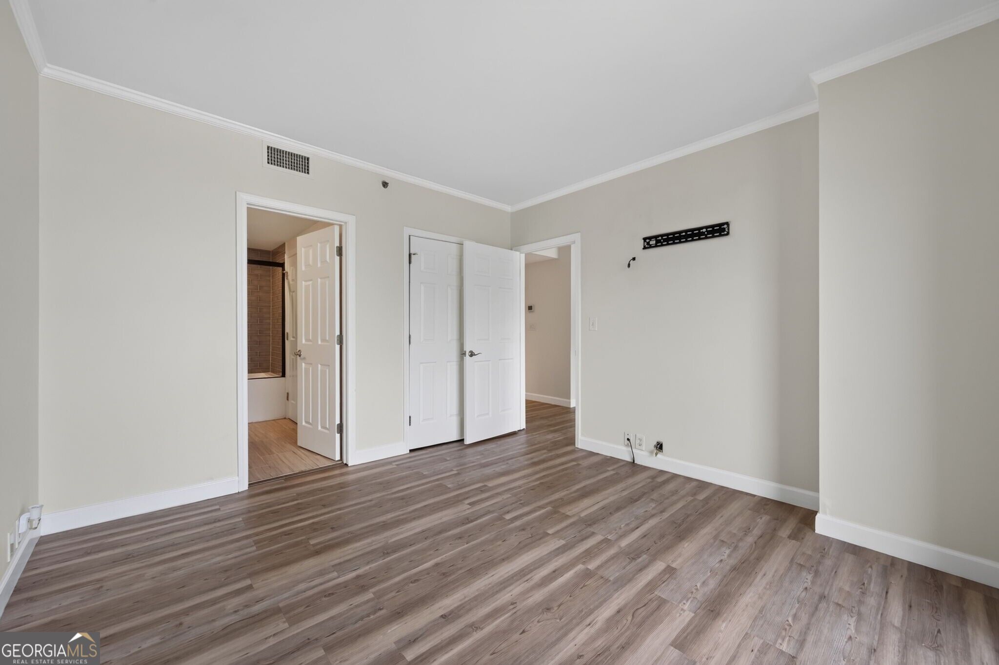 3481 Lakeside Drive Ne # 1201 Property Photo 28