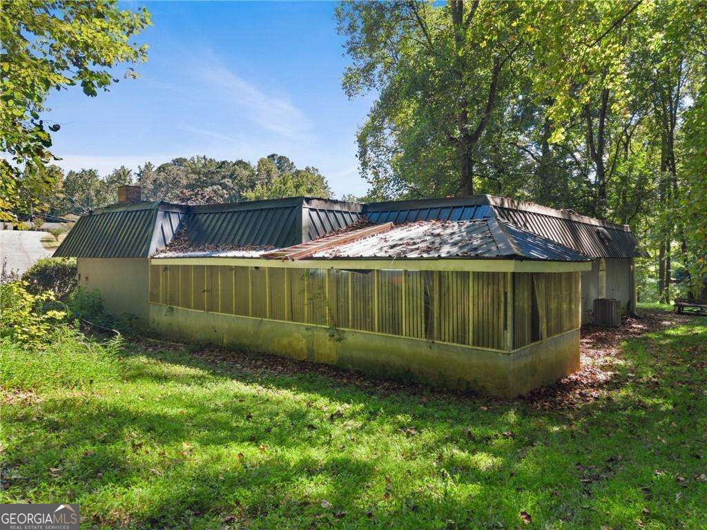 4343 Hamill Court Property Photo 23