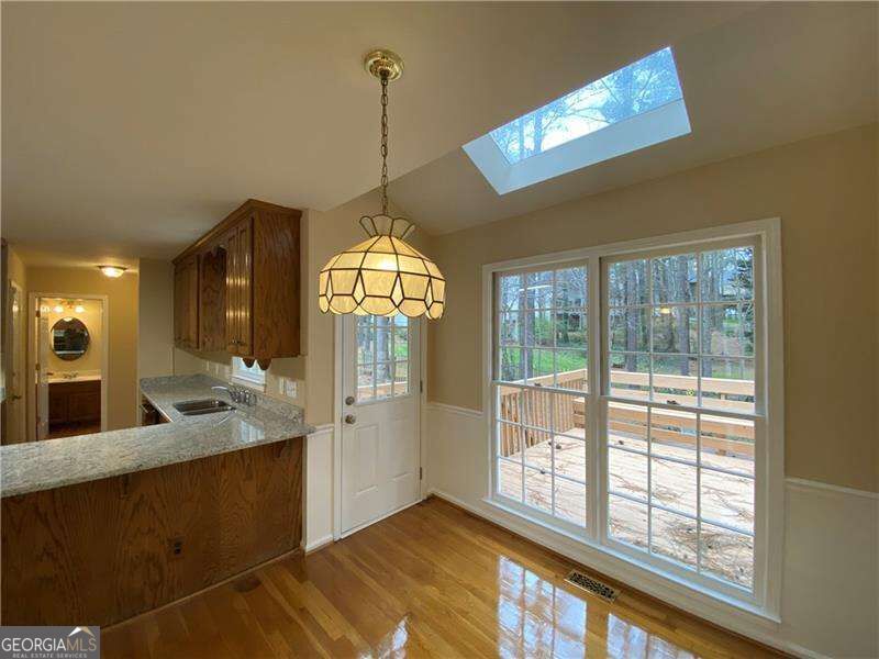 612 Braidwood Drive Nw Property Photo 10