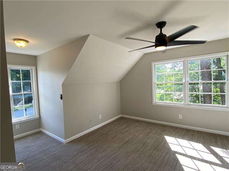 612 Braidwood Drive Nw Property Photo 25