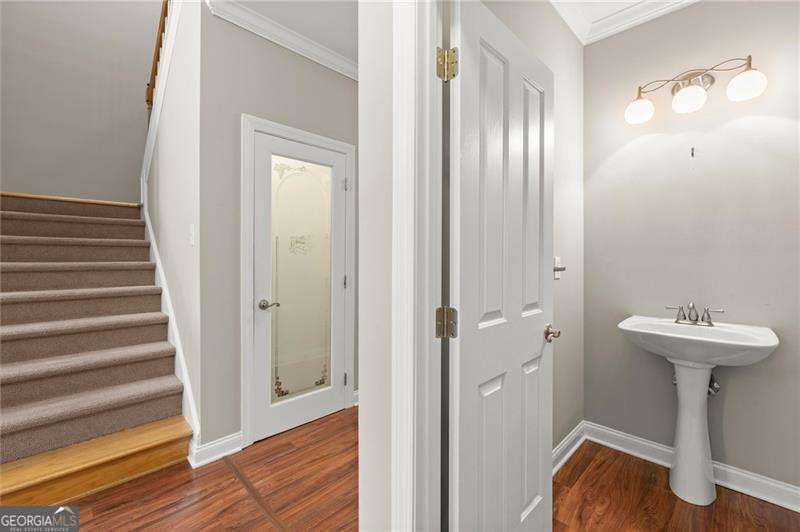 9000 Lexington Drive Property Photo 31