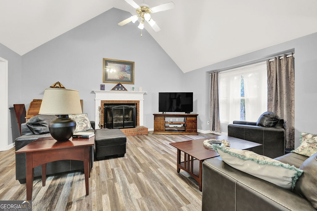 1243 Palm Ridge Trace Property Photo 2