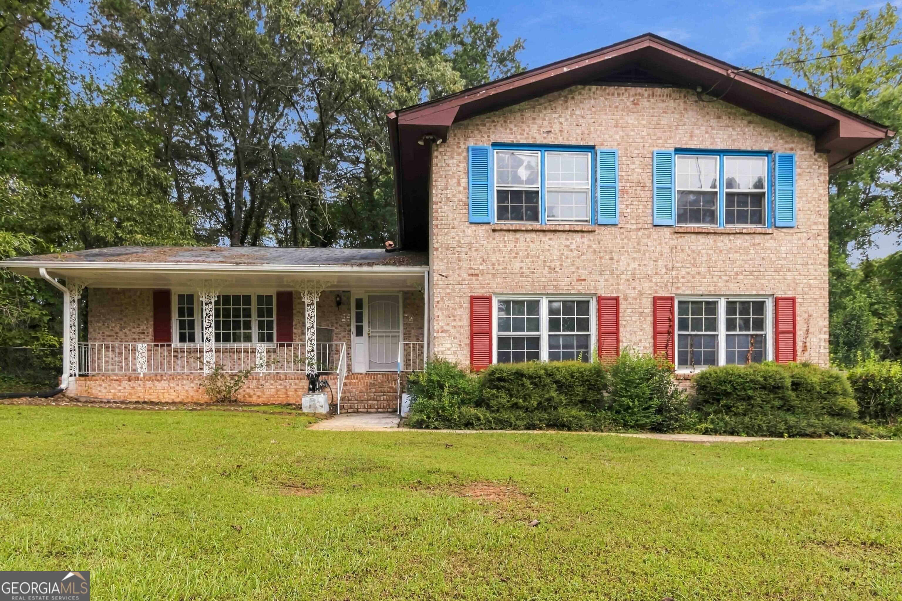 4258 Executive Drive Property Photo 1