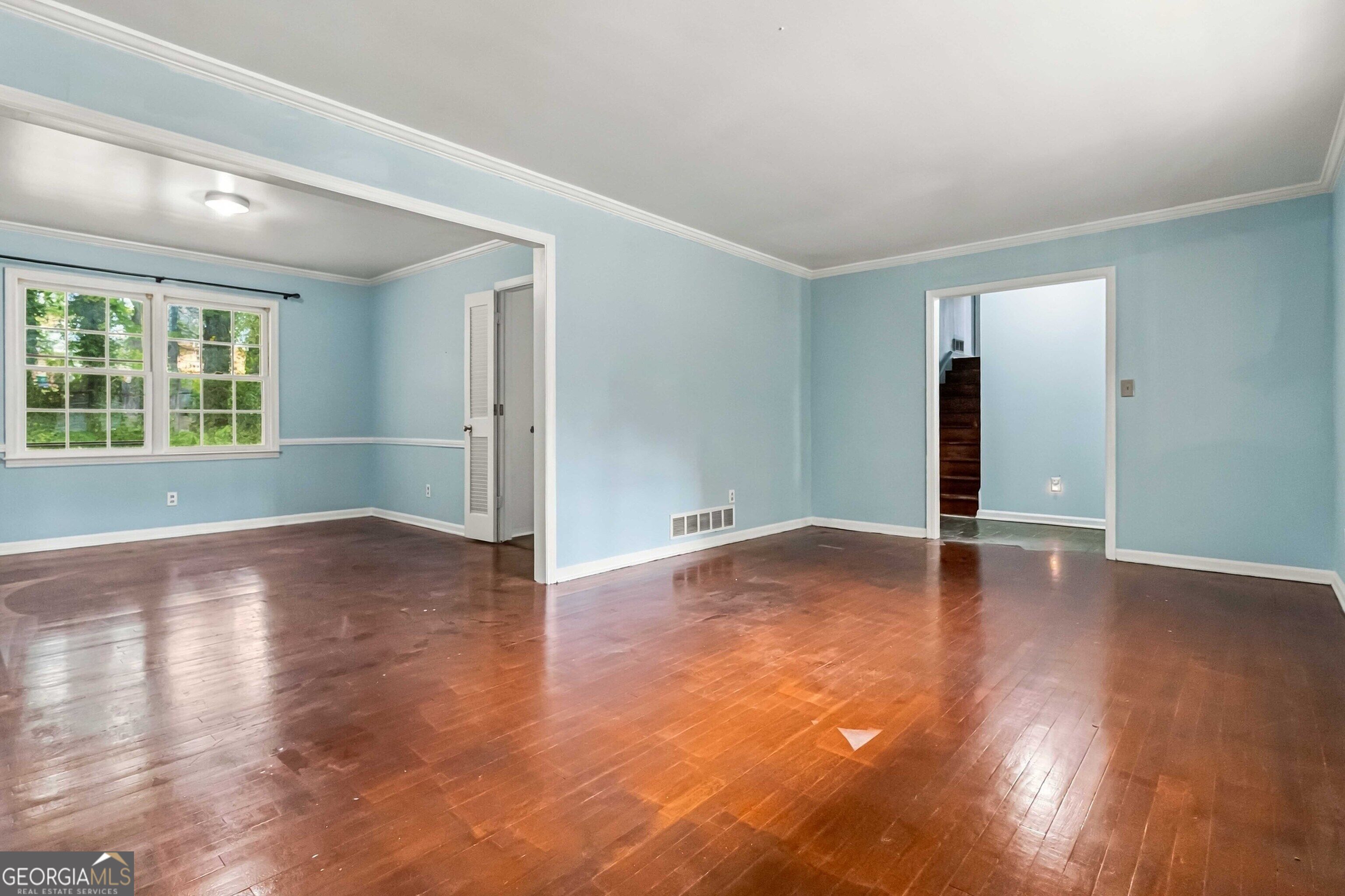 4258 Executive Drive Property Photo 7