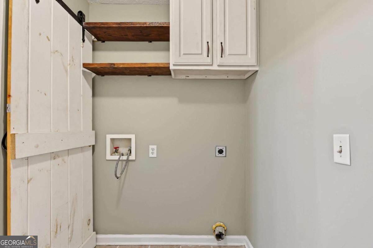 308 Park Place Property Photo 15