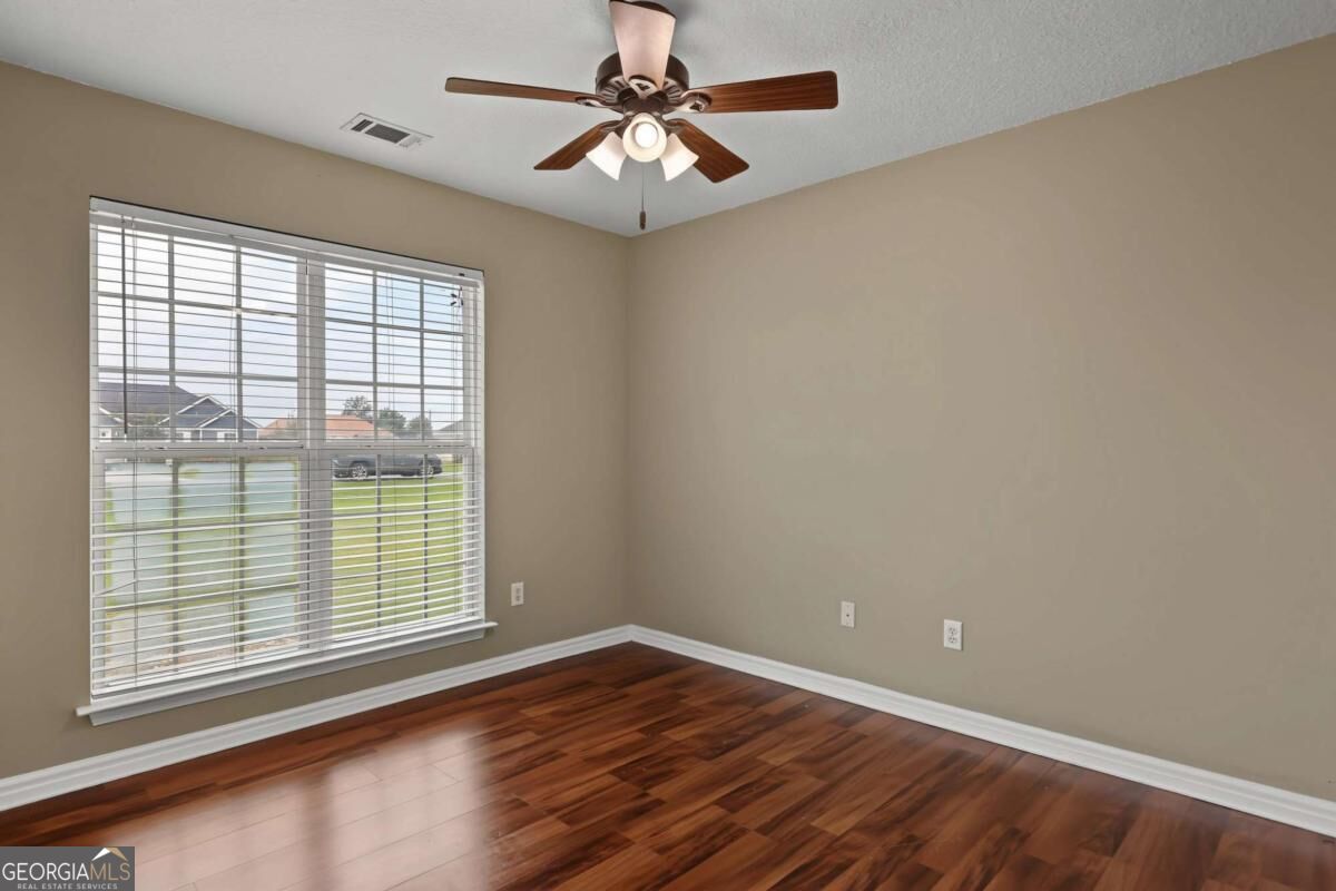 308 Park Place Property Photo 29
