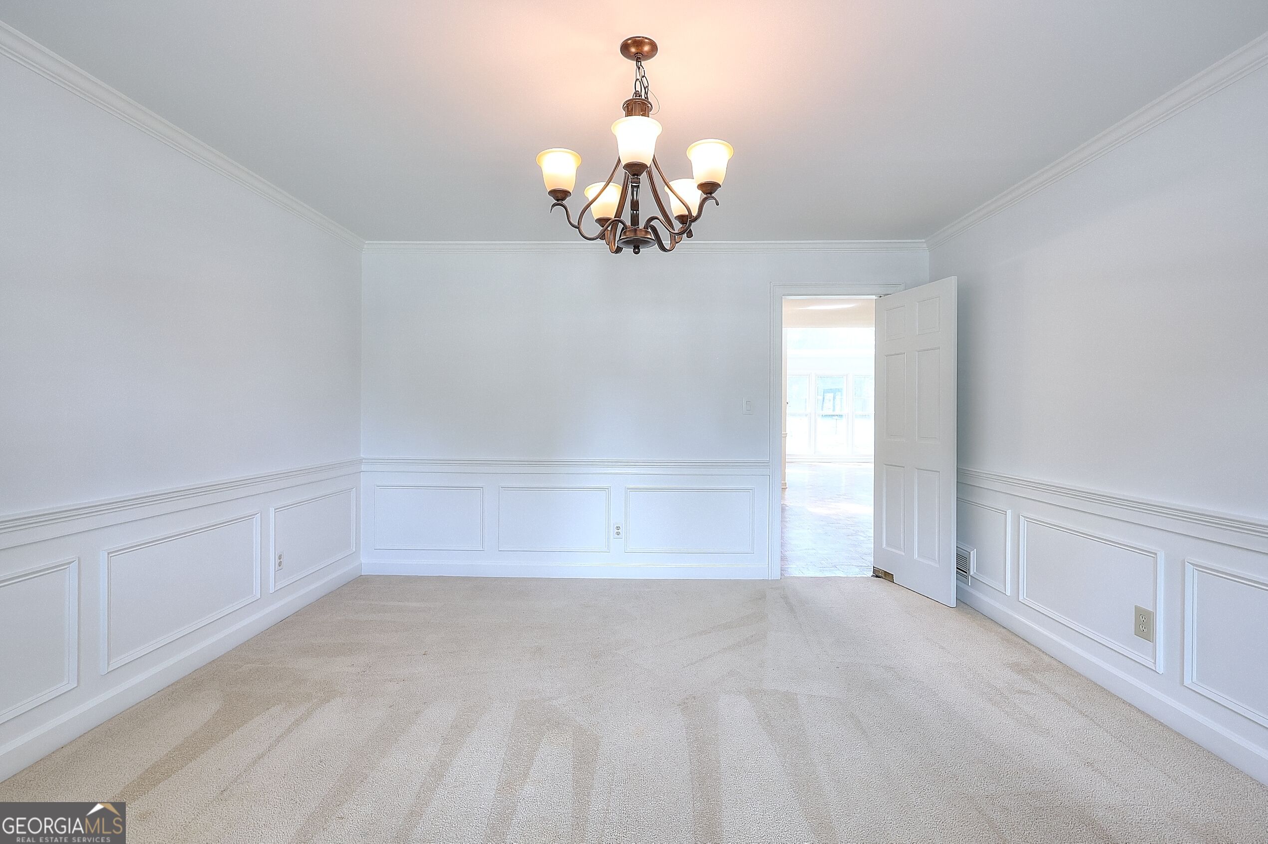 1321 Lakeshore Drive Property Photo 10