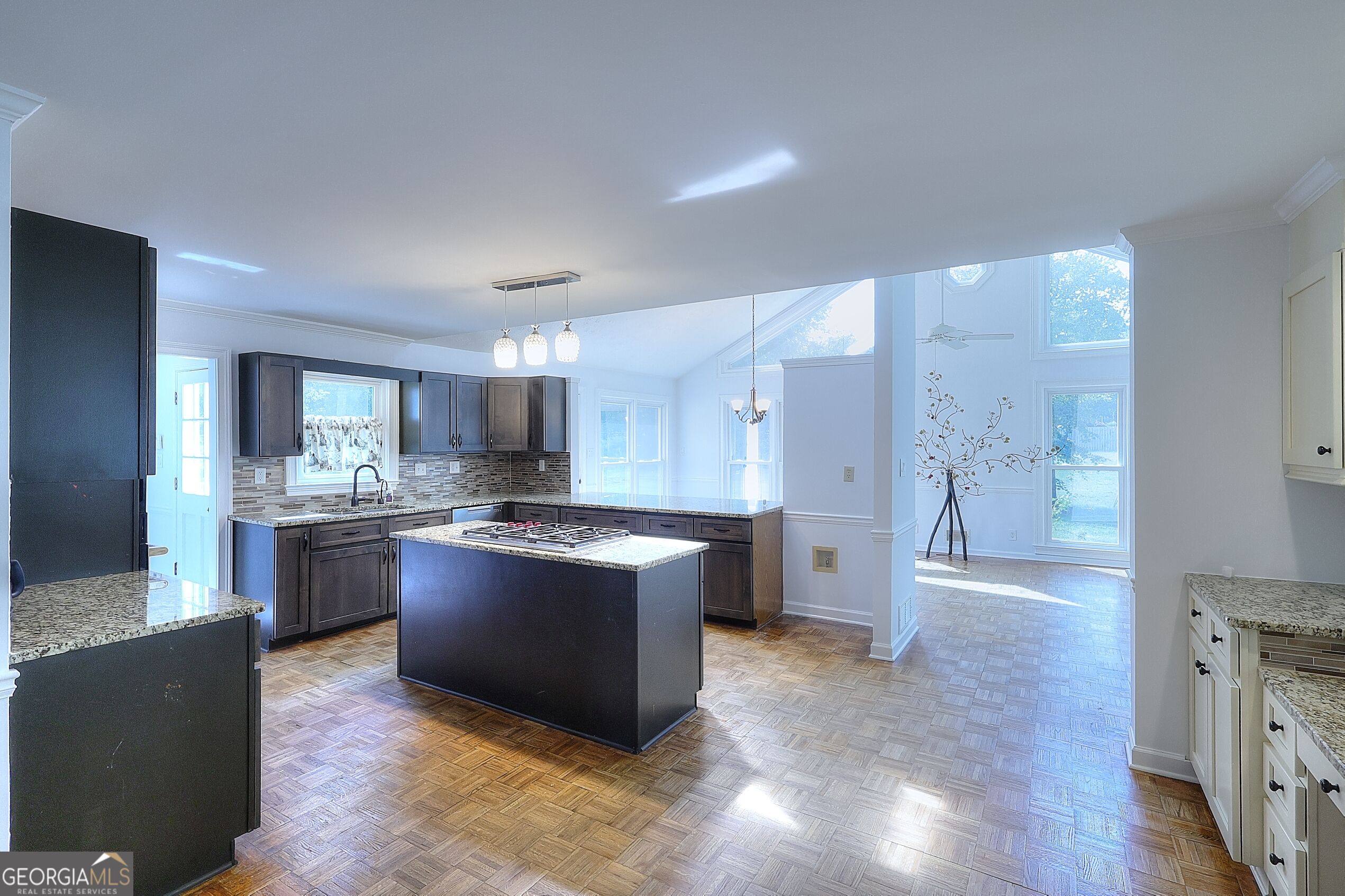 1321 Lakeshore Drive Property Photo 12