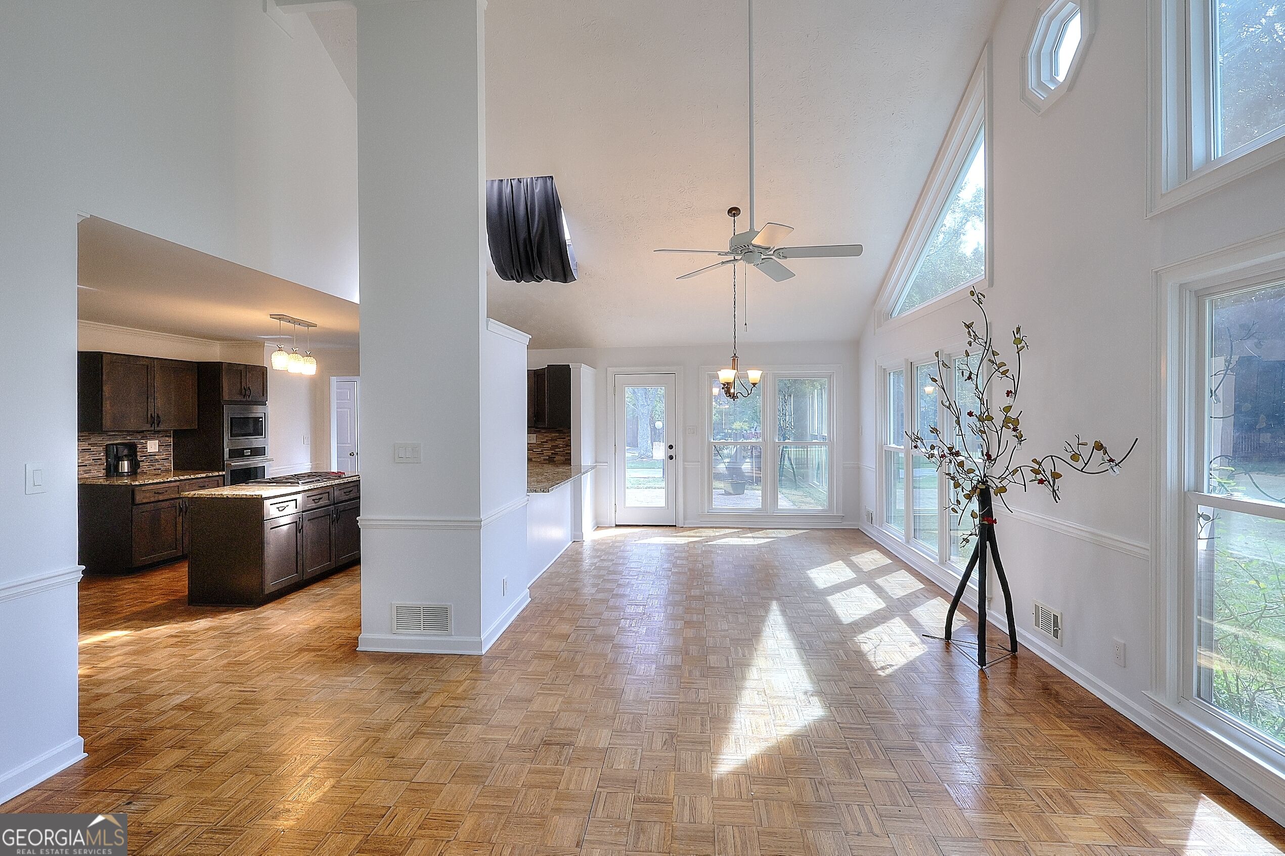 1321 Lakeshore Drive Property Photo 21