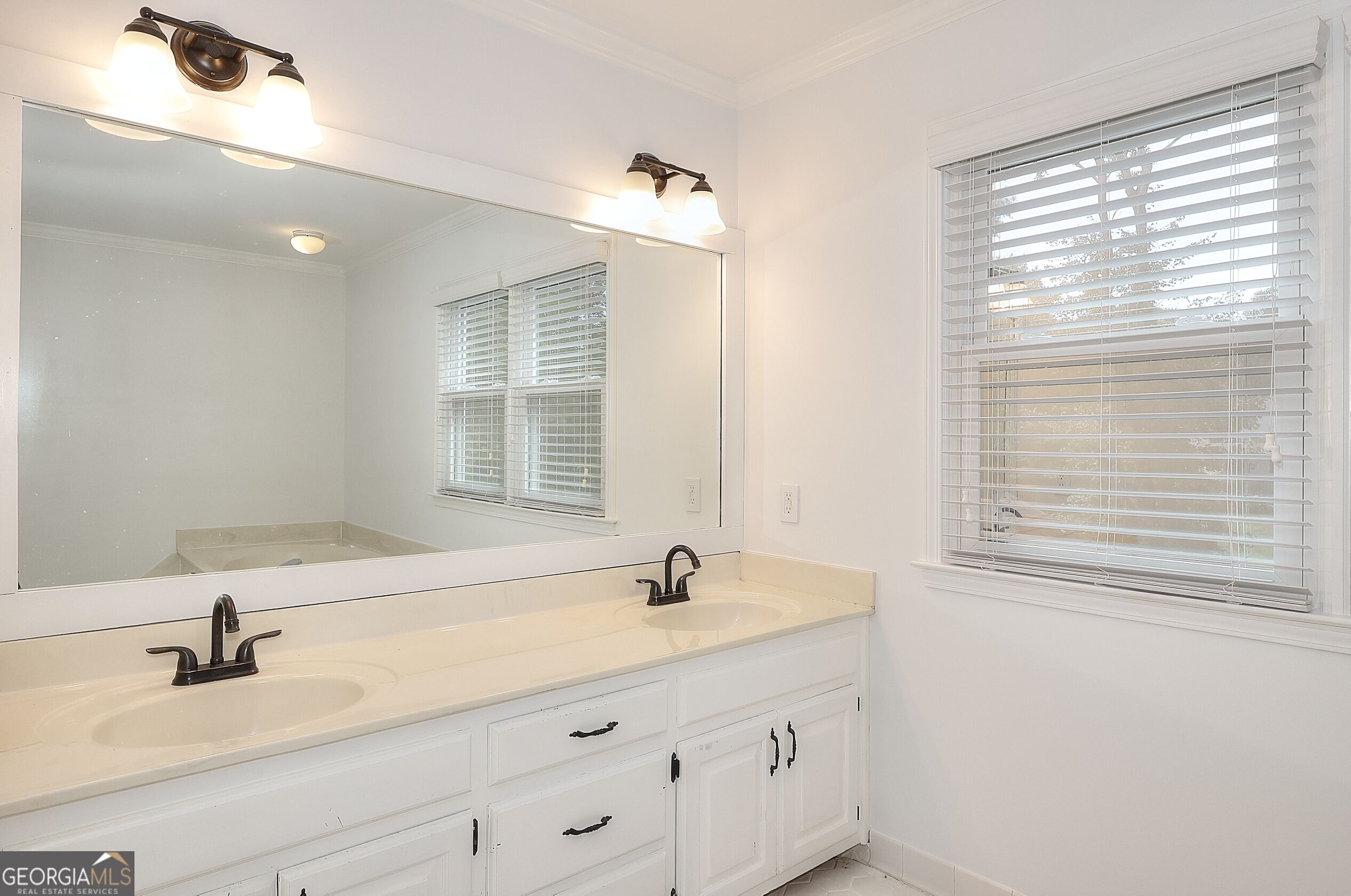 1321 Lakeshore Drive Property Photo 29