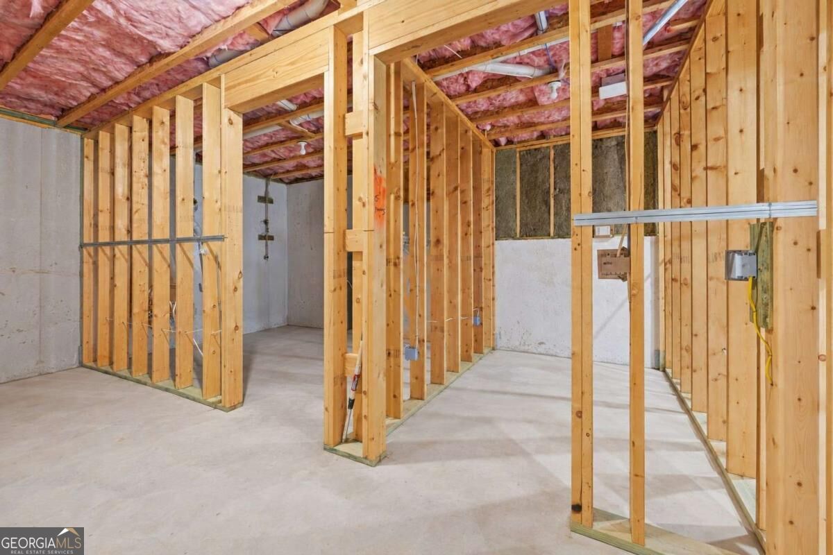 4125 Spring Ridge Drive Property Photo 29