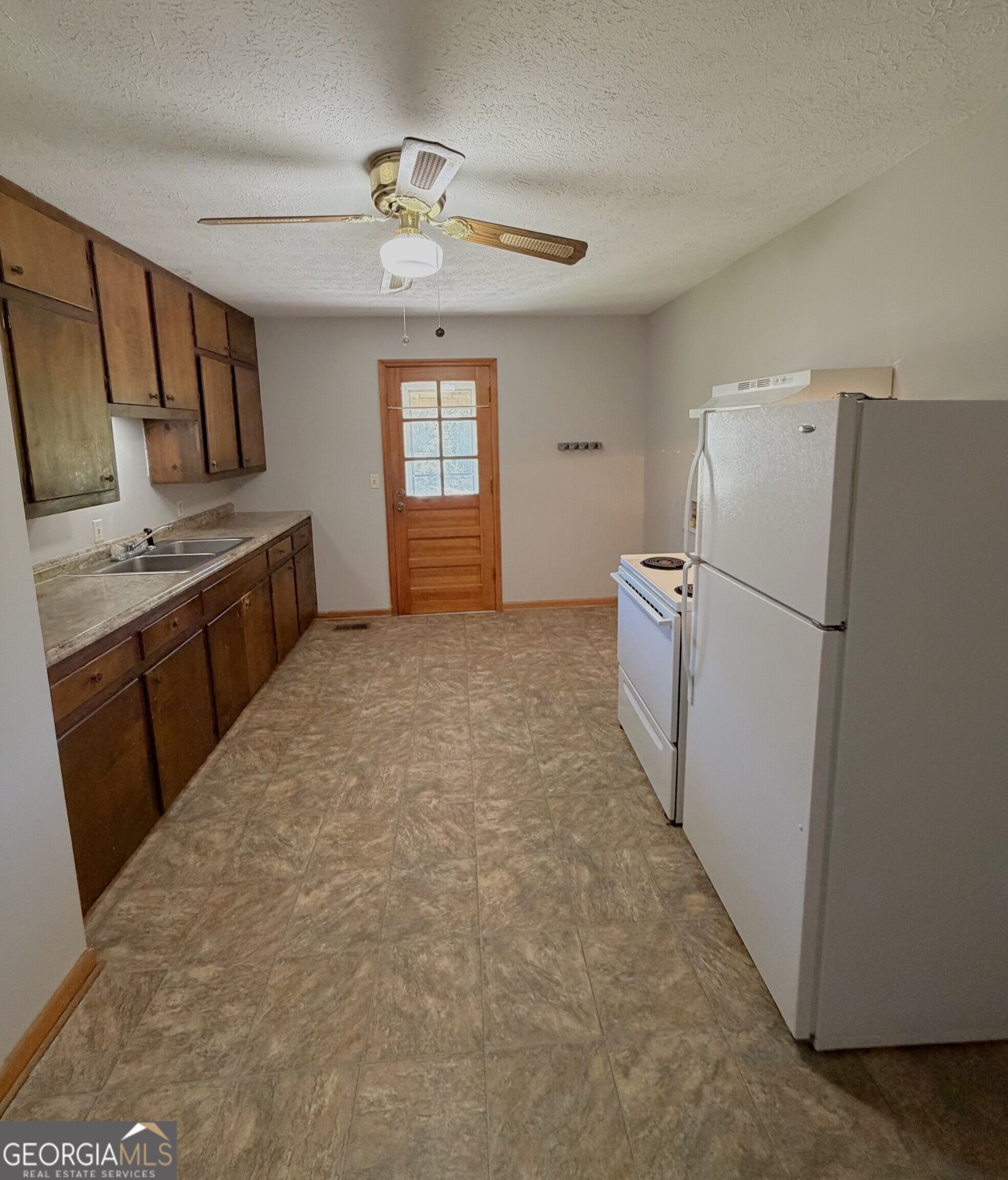 110 Bryan Street # A Property Photo 6