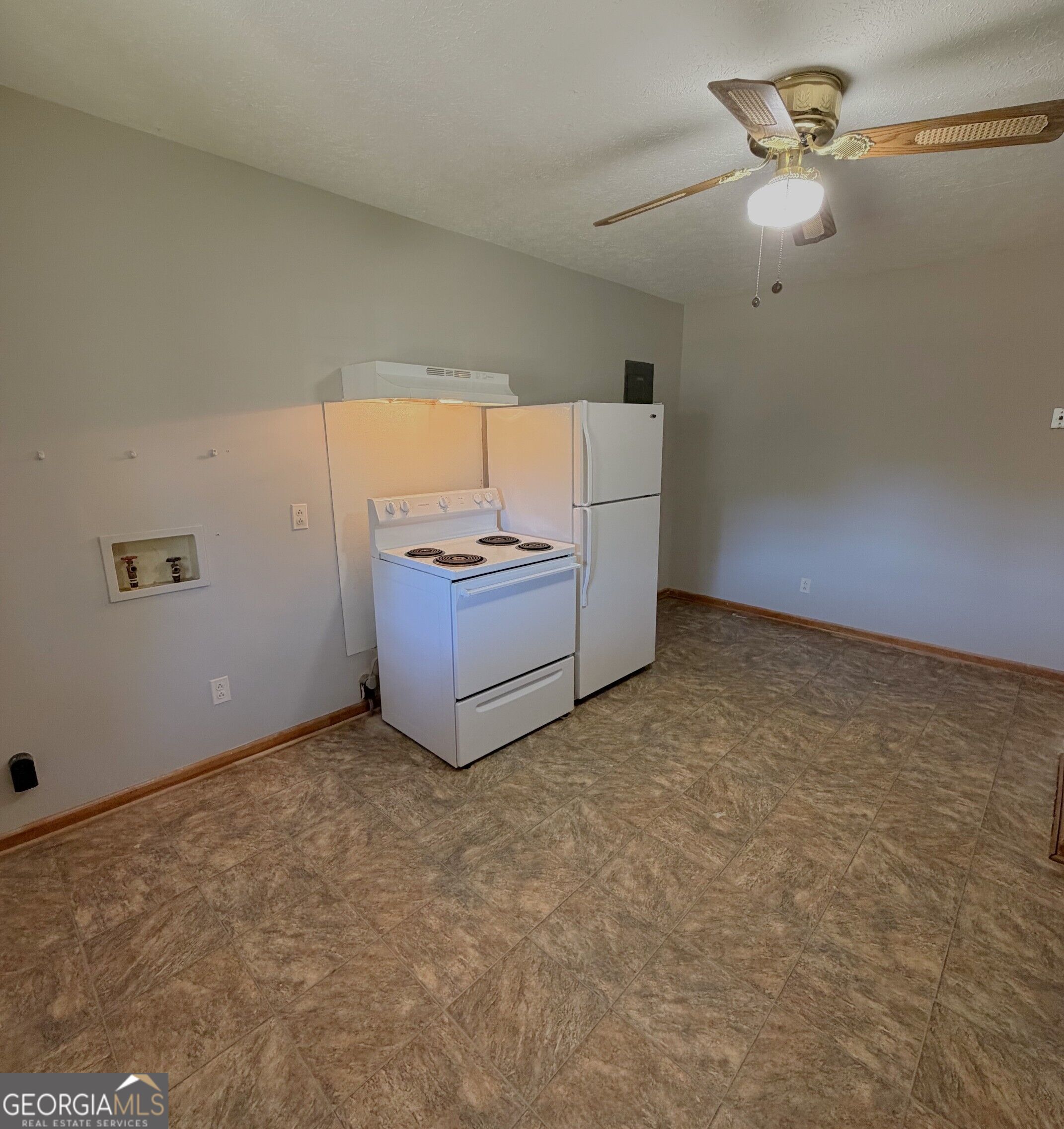 110 Bryan Street # A Property Photo 8