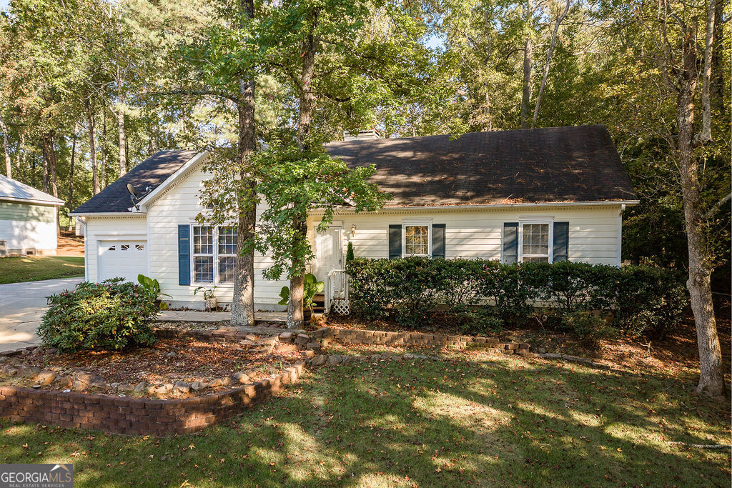 125 Cardinal Creek Lane Property Photo 3