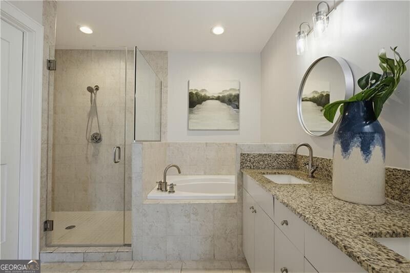905 Juniper Street Ne # 812 Property Photo 26