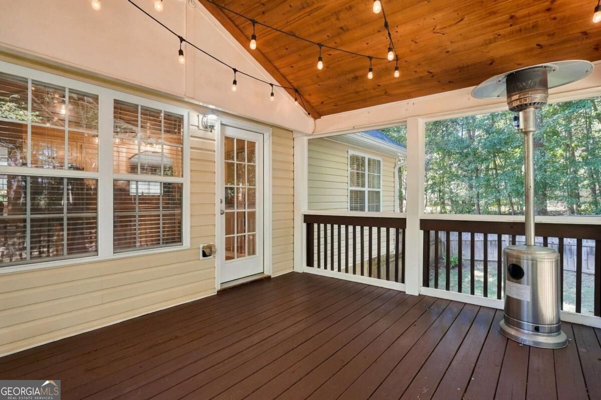 388 Kerry Drive Property Photo 11