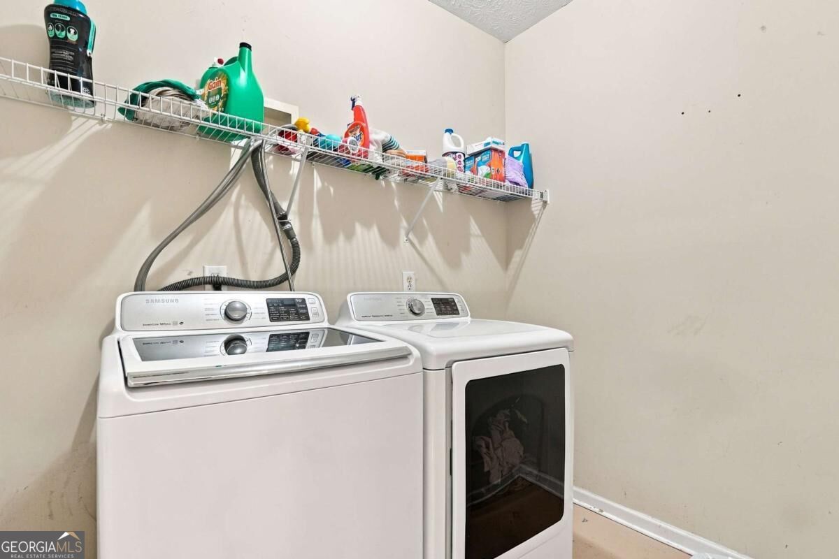 388 Kerry Drive Property Photo 17
