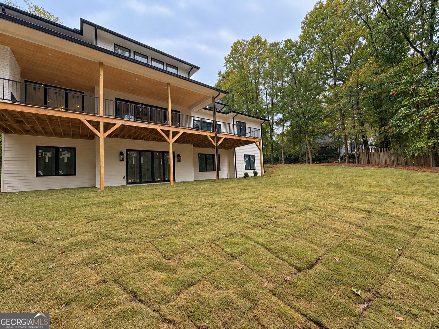 1515 Northridge Road Property Photo 11