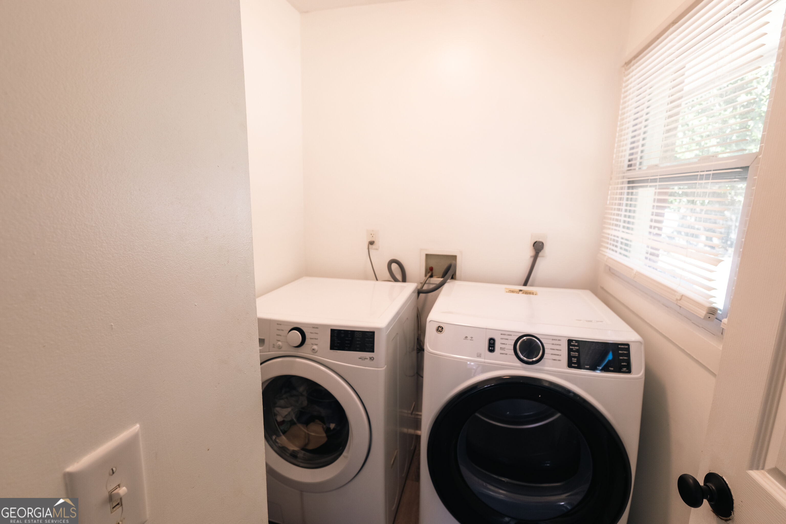 2525 Willis Court Property Photo 13