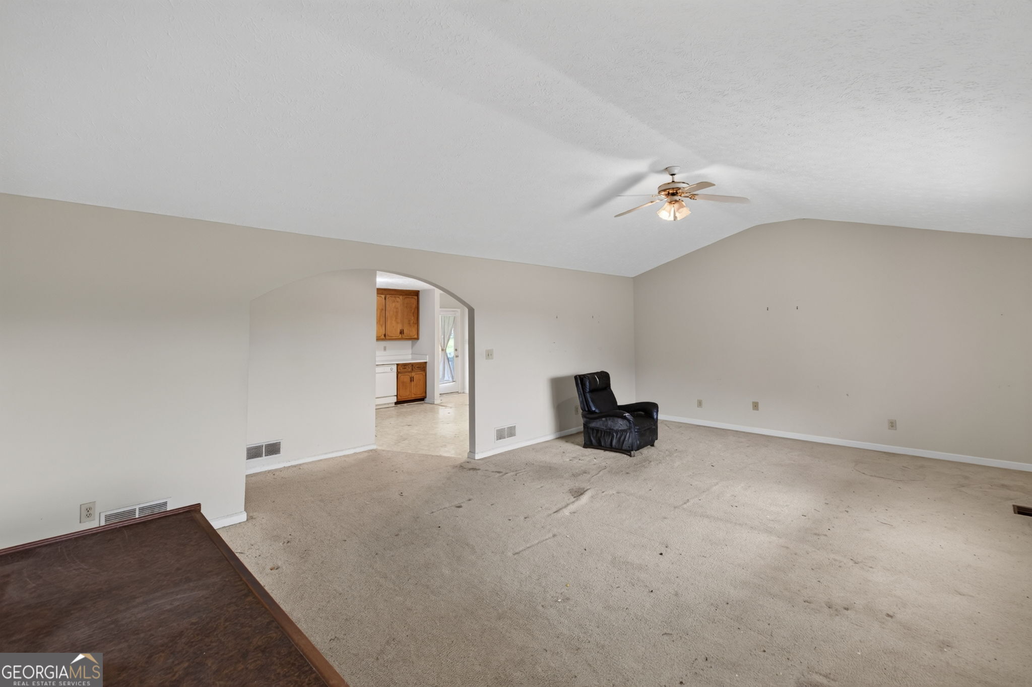 1701 Beeks Road Property Photo 8