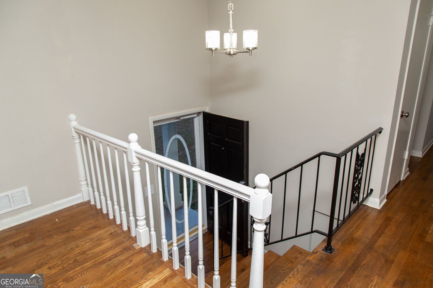 1681 Atherton Circle Property Photo 2