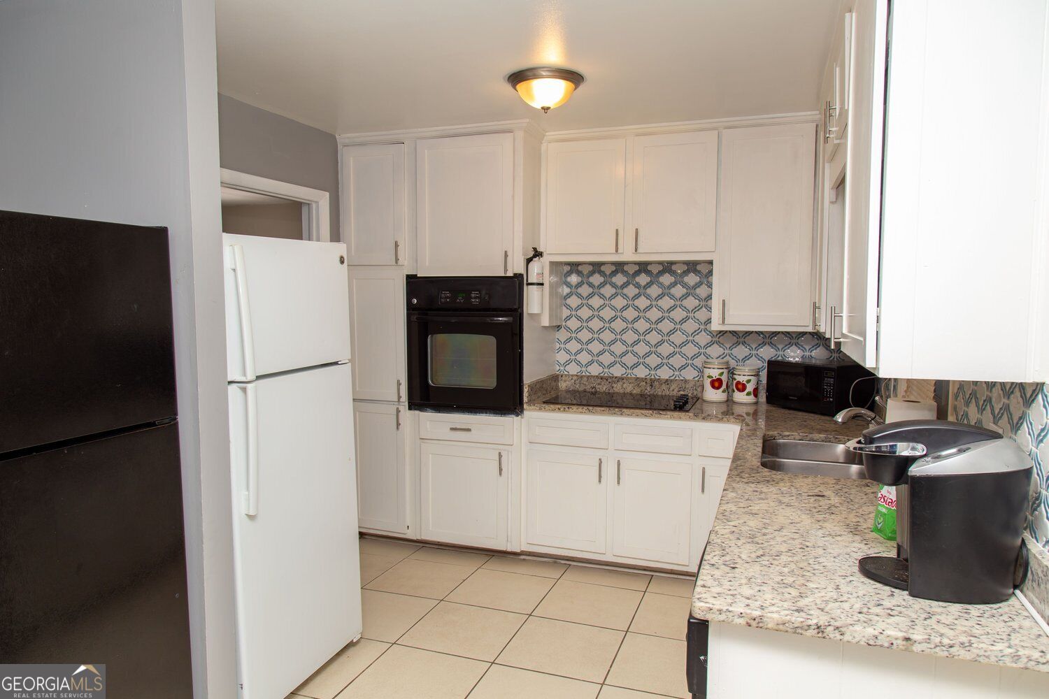 1681 Atherton Circle Property Photo 3