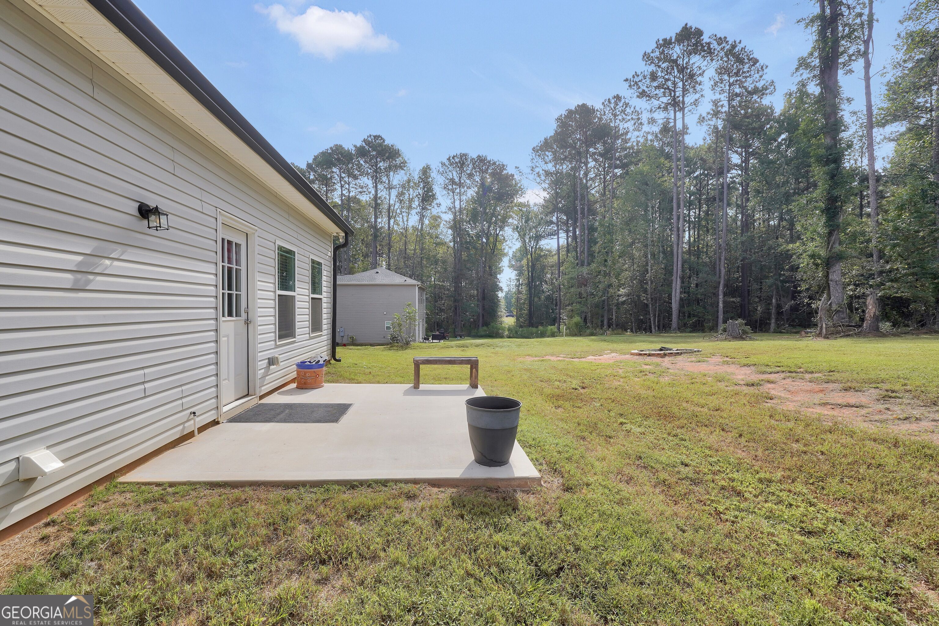 662 Grove Street Property Photo 35
