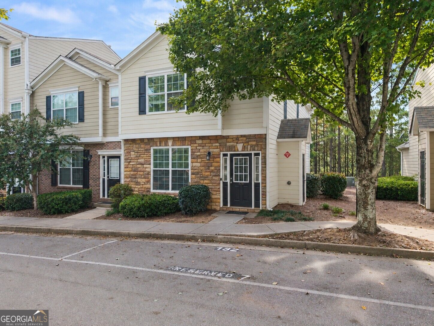 126 Riverstone Commons Circle Property Photo 1