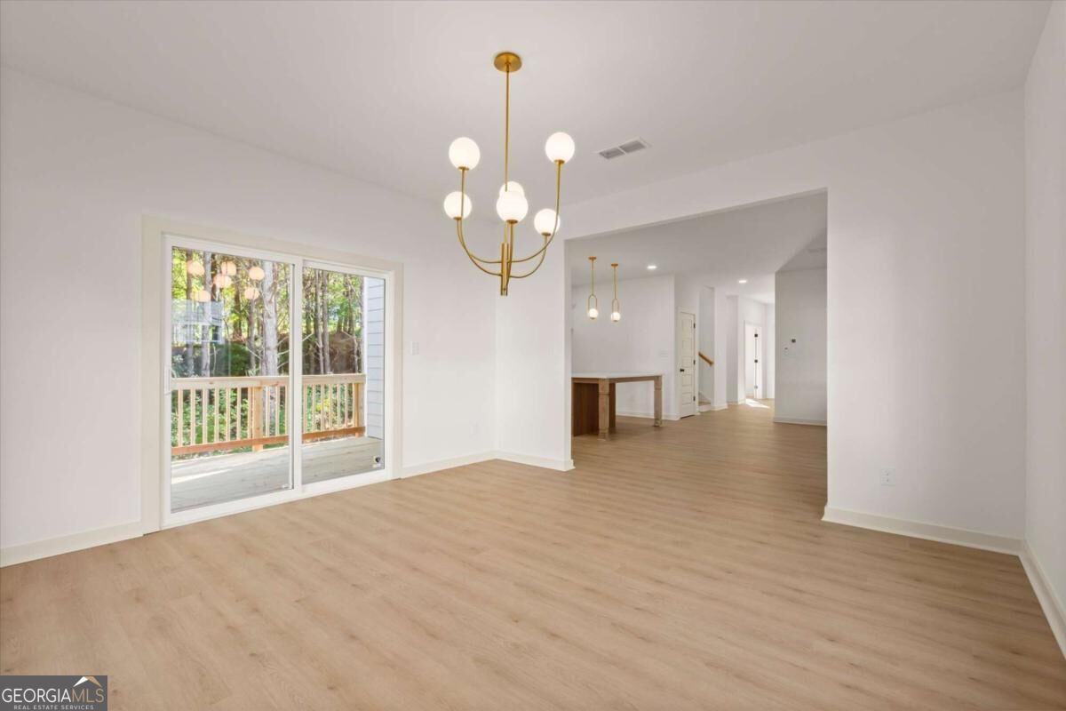 4380 Huntcliff Trace Property Photo 15